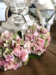 Short Stem Hydrangea 18", Mauve/Green